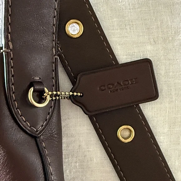 2025 updated Coach Bleecker Bucket Bag in Maple - Picture 7 of 15